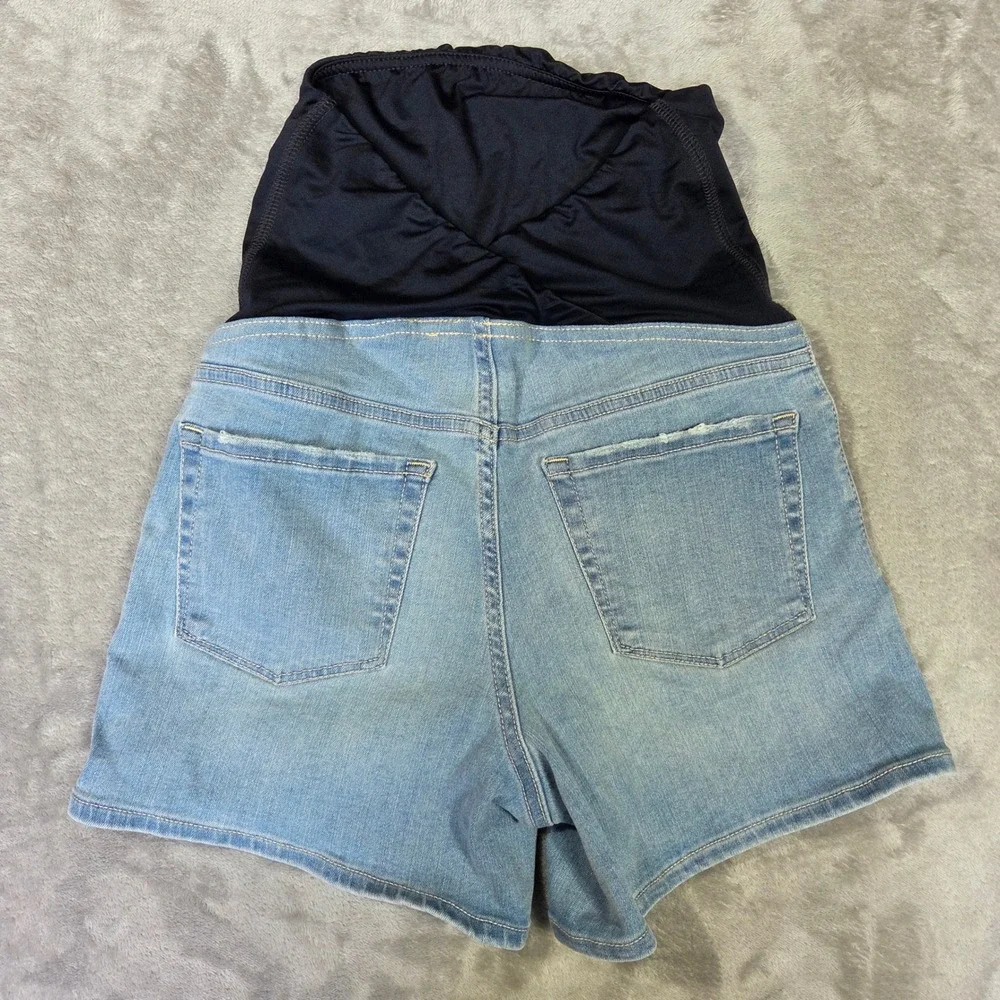 Isabel by Ingrid & Isabel Maternity Denim Midi Shorts Light Wash Size 4